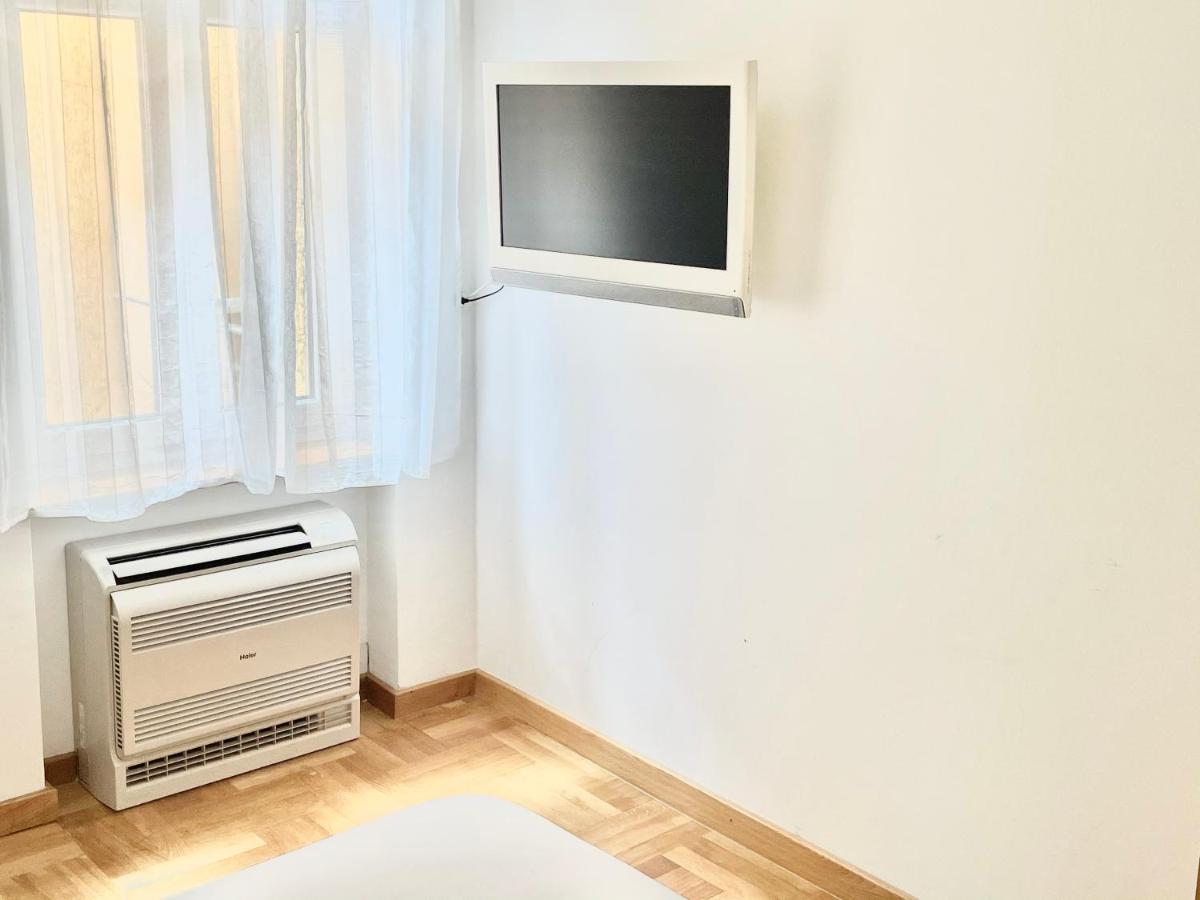 Clyra Apartment City Centar Zagreb Buitenkant foto