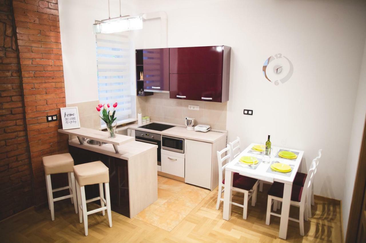 Clyra Apartment City Centar Zagreb Buitenkant foto