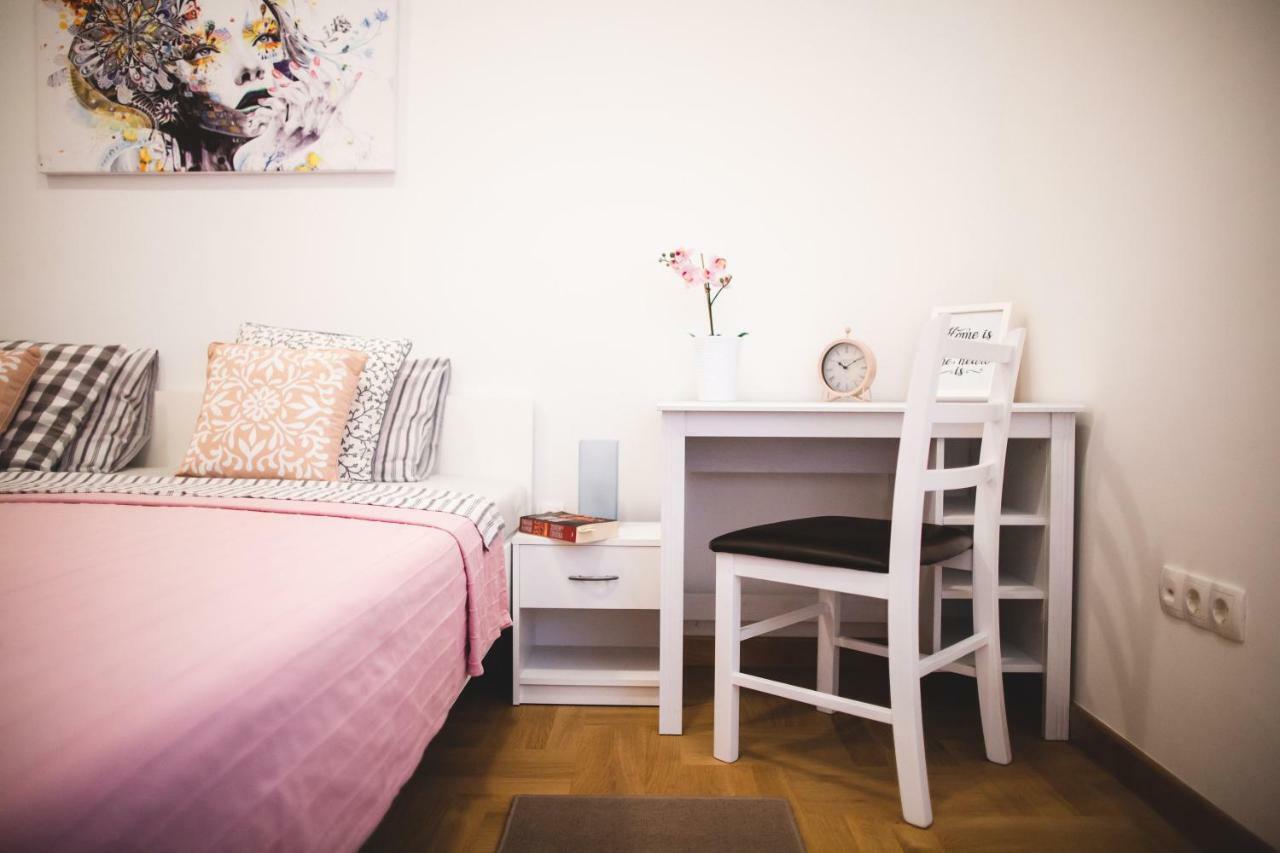 Clyra Apartment City Centar Zagreb Buitenkant foto