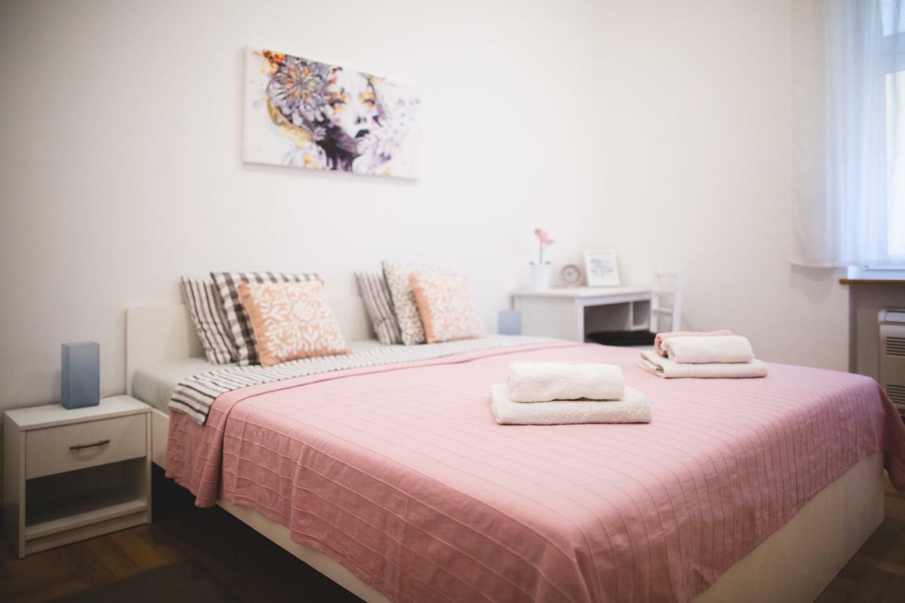 Clyra Apartment City Centar Zagreb Buitenkant foto