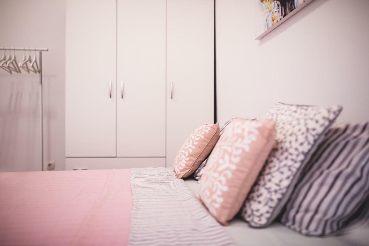 Clyra Apartment City Centar Zagreb Buitenkant foto