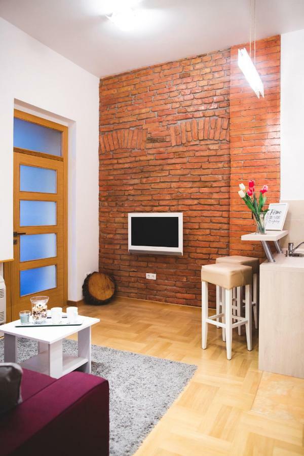Clyra Apartment City Centar Zagreb Buitenkant foto