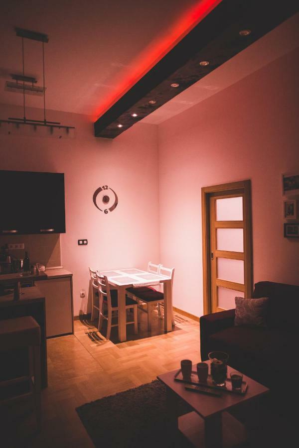 Clyra Apartment City Centar Zagreb Buitenkant foto