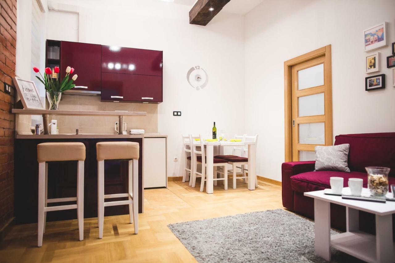 Clyra Apartment City Centar Zagreb Buitenkant foto